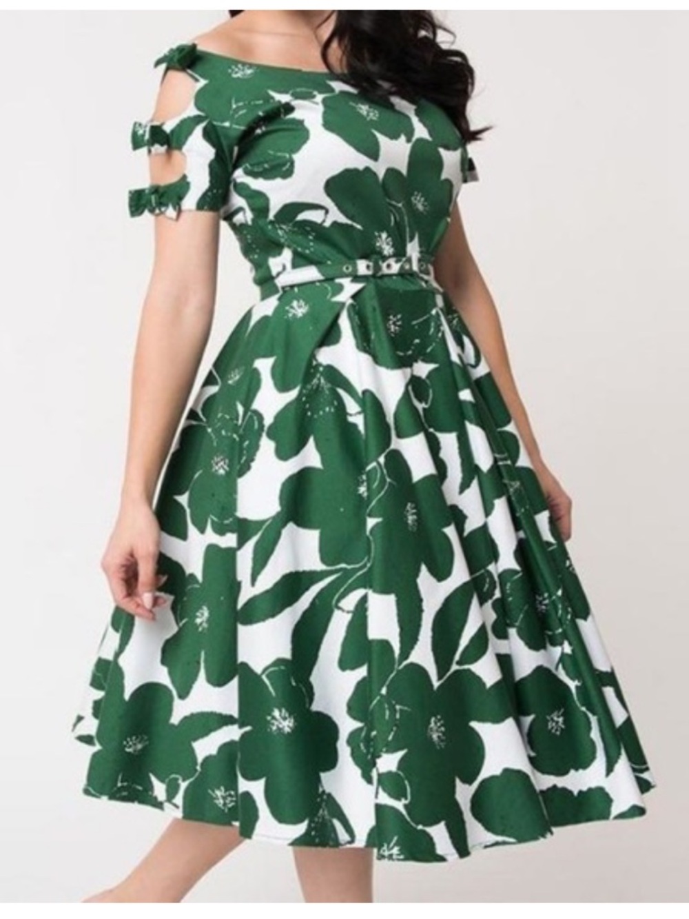 UNIQUE VINTAGE Selma Pin-Up Retro Bow Accent Green/Wht Floral Fit/Flare Dress M